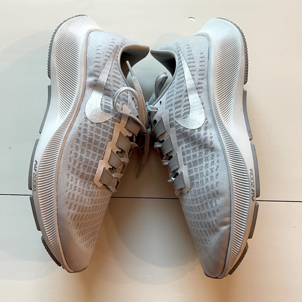 NIKE Womens Air Zoom Pegasus 37 "Platinum" Running Shoe - Picture 8 of 16